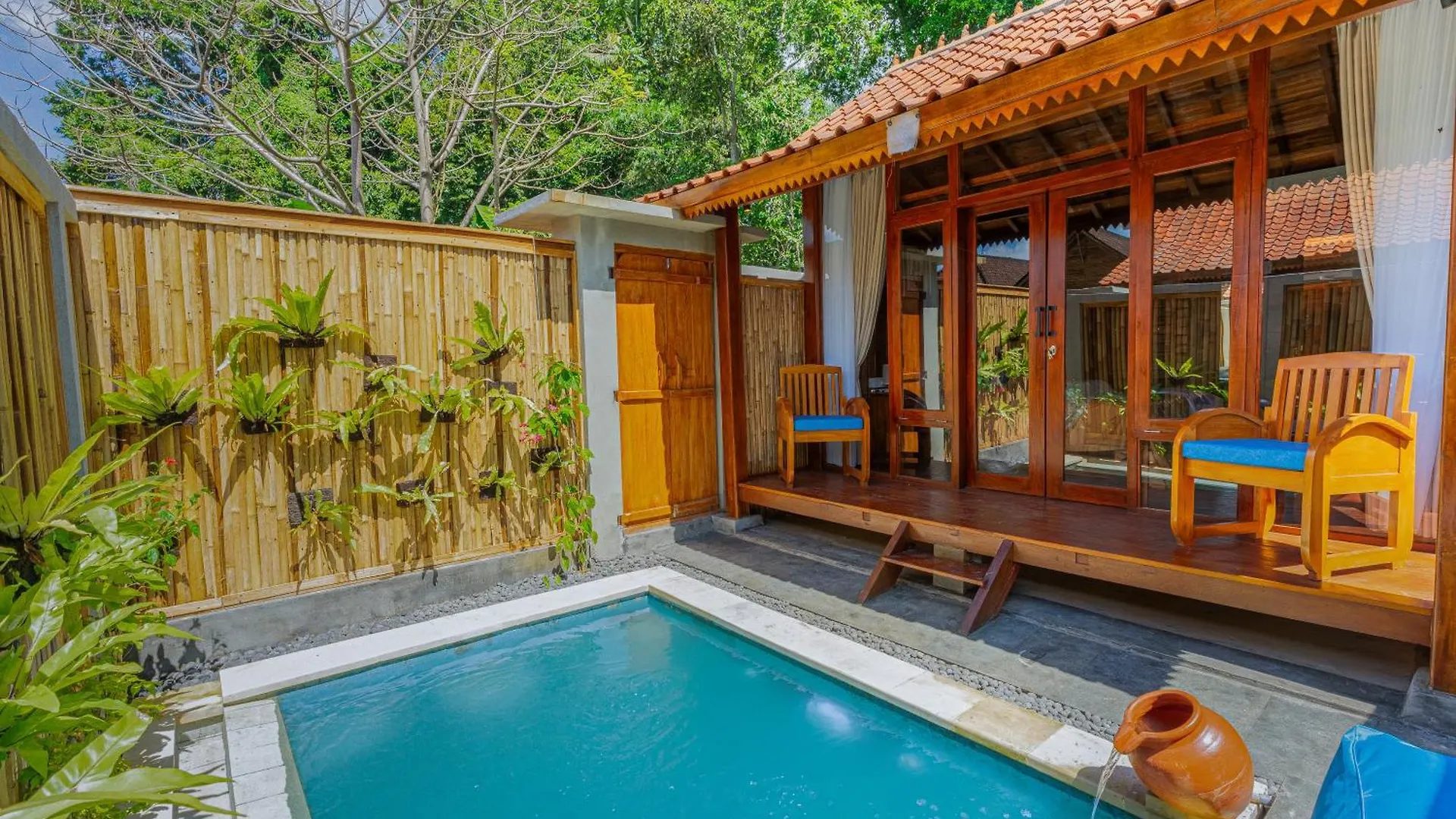 מלון אובוד Ngesil Private Joglo & Pool